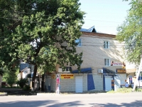 Mineralnye Vody, st 50 let Oktyabrya, house 18. Apartment house with a store on the ground-floor