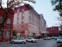 улица Красная набережная, дом 32. офисное здание