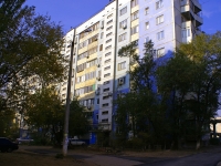 Astrakhan, st Zvezdnaya, house 5 к.2. Apartment house