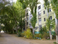 Astrakhan, st Zvezdnaya, house 7 к.2. Apartment house