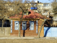 Astrakhan, Naberezhnaya pervogo maya st, house 105. Private house