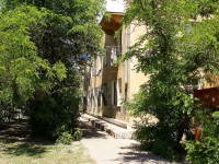 Astrakhan, Volzhskaya st, house 47. Apartment house