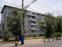 Astrakhan, st Savushkin, house 17 к.1. Apartment house