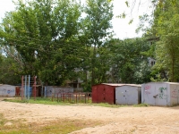 Astrakhan, Kosmonavtov st, house 4 к.1. Apartment house