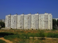 Astrakhan, st Kulikov, house 42 к.3. Apartment house