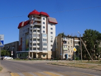 Астрахань, улица Куликова, дом 44А. многоквартирный дом