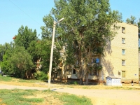 Астрахань, улица Куликова, дом 44. многоквартирный дом