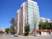 Астрахань, улица Курская, дом 53 к.1. многоквартирный дом
