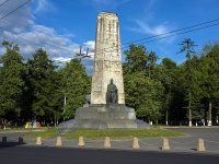 улица Большая Московская. монумент в честь 850-летия основания г. Владимира