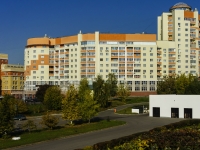 Vladimir, Oktyabrsky Ave, house 27. Apartment house