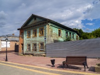 , st Sovetskaya, house 2. dangerous structure