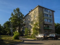 , st Lev Tolstoy, house 95. Apartment house