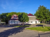 , st Oktyabrskaya, house 40. 