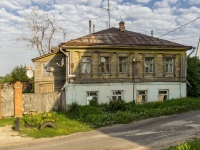 Suzdal, st Pushkarskaya, house 49. Private house