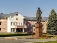 Suzdal, monument Ленину В.И.Krasnaya square, monument Ленину В.И.