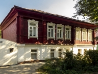 Suzdal, square Torgovaya, house 6. Apartment house