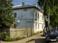 Юрьев-Польский, улица Краснооктябрьская, дом 18. многоквартирный дом
