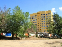 Volgograd, Kaliningradskaya st, 房屋 2А. 公寓楼