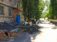 Волгоград, Университетский проспект, дом 74. многоквартирный дом