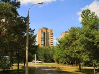 Волгоград, улица Калинина, дом 21. многоквартирный дом