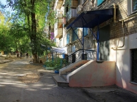 Volgograd, st Kalinin, house 3. Apartment house