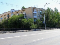 Волгоград, улица Комсомольская, дом 18. многоквартирный дом