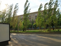 Волгоград, Ленина проспект, дом 21. многоквартирный дом