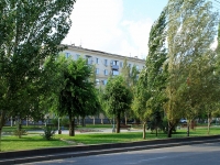 Волгоград, Ленина проспект, дом 29. многоквартирный дом