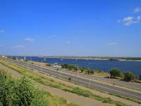 Volgograd, st Naberezhnaya 62 Armii. bridge