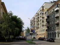 Volgograd, Lenin st, house 6. Apartment house