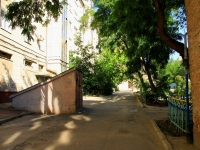 Volgograd, Gogol st, house 4. Apartment house