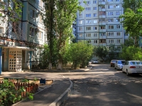 Volgograd, 30 let Pobedy Blvd, house 56. Apartment house