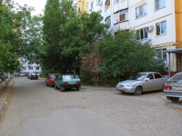 Волгоград, улица 8 Воздушной Армии, дом 34. многоквартирный дом