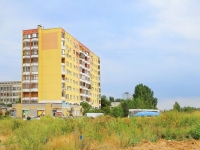 Volgograd, 8 Vozdushnoy Armii St, 房屋 66. 公寓楼