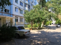 Волгоград, улица Землячки, дом 64. многоквартирный дом