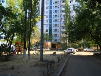 Volgograd, Zemlyachki St, house 72. Apartment house