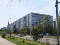 Volgograd, Konstantin Simonov st, house 27. Apartment house