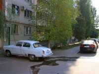 Volgograd, Konstantin Simonov st, house 30. Apartment house