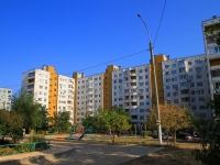 Волгоград, улица Константина Симонова, дом 34. многоквартирный дом