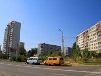 Volgograd, st Kosmonavtov, house 33. Apartment house