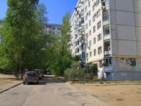 Волгоград, улица Космонавтов, дом 39. многоквартирный дом