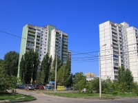 neighbour house: st. Kosmonavtov, house 49. Apartment house