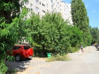 Волгоград, улица Маршала Рокоссовского, дом 52. многоквартирный дом