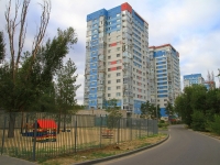 Volgograd, Batalyonnaya st, 房屋 13А. 公寓楼