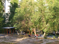 Volgograd, Dvinskaya St, house 12. Apartment house
