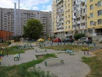 Volgograd, Donetskaya st, 房屋 14. 公寓楼