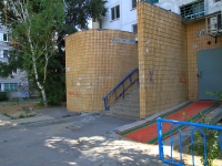 Волгоград, улица Ткачёва, дом 16А. многоквартирный дом