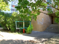 Волгоград, улица Ткачёва, дом 18А. многоквартирный дом