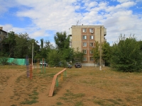 Volgograd, st Krasnopolyanskaya, house 36. Apartment house