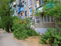 Volgograd, Krasnopolyanskaya st, house 36. Apartment house